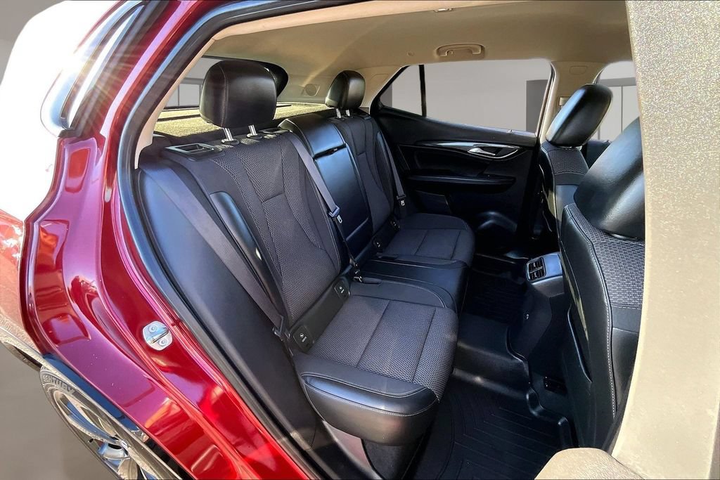 Used 2022 Buick Envision Preferred w/ Sport Touring Package FWD image 28