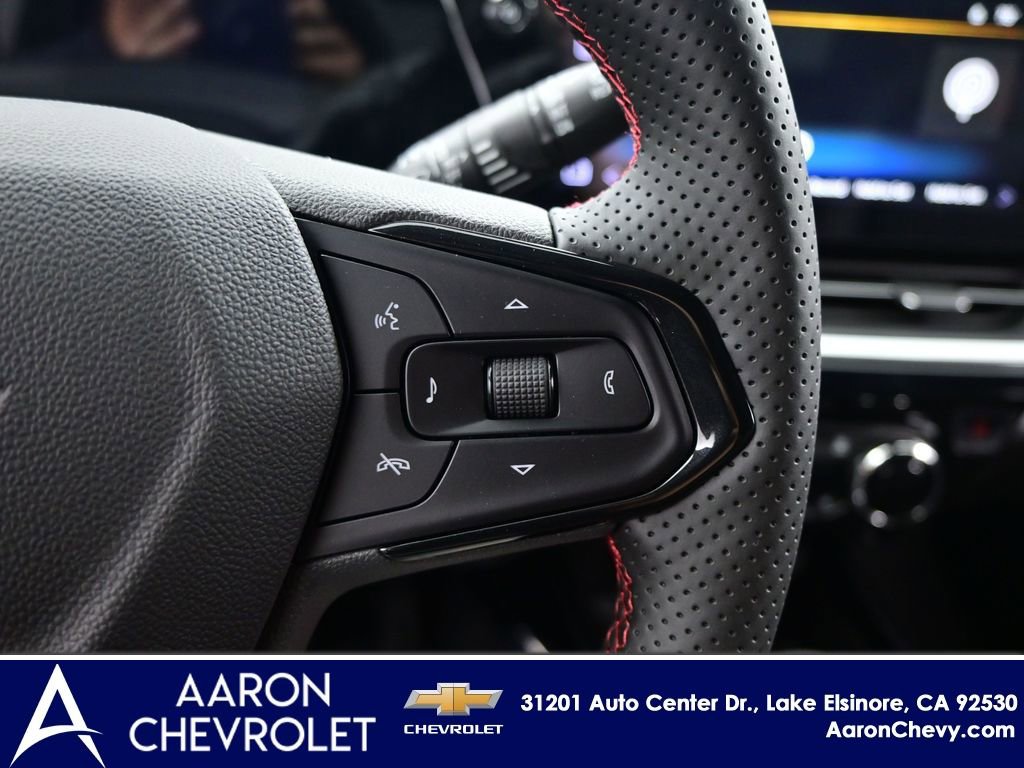 New 2026 Chevrolet Trax RS w/ Sunroof Package FWD image 16
