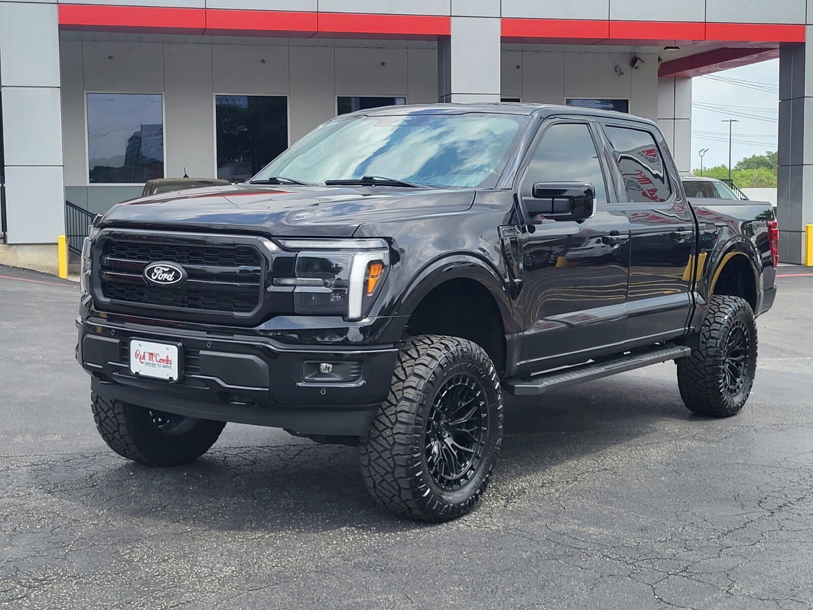 Certified 2025 Ford F150 Lariat w/ Equipment Group 501A Mid AWD/4WD image 8