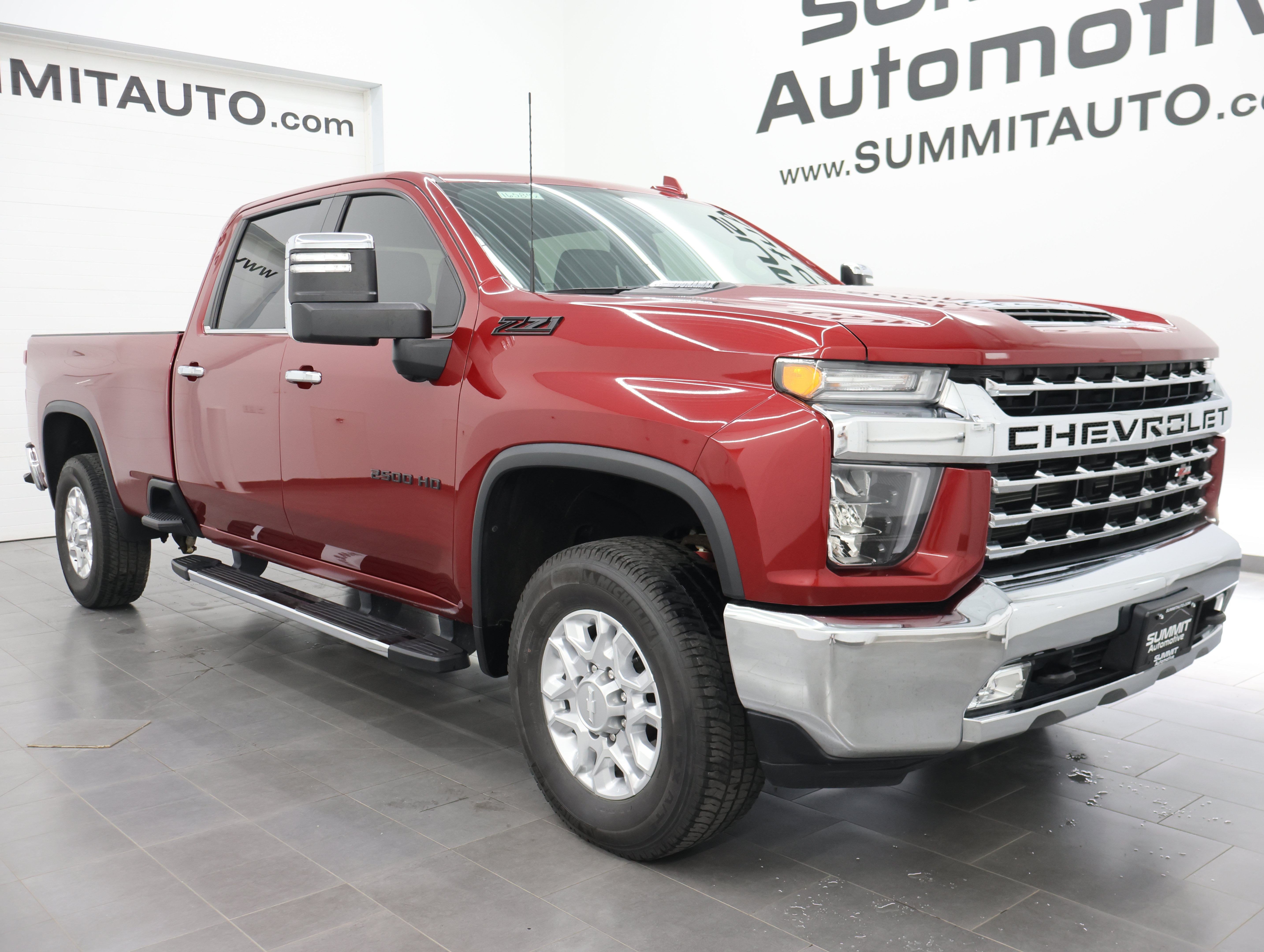 Used 2020 Chevrolet Silverado 2500 LTZ w/ Z71 Off-Road Package AWD/4WD image 2