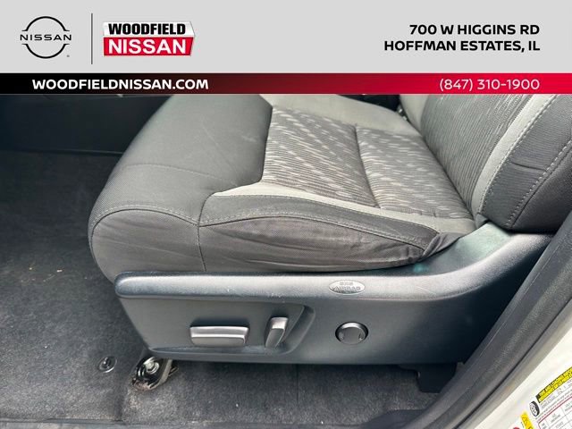 Used 2018 Toyota Tundra SR5 AWD/4WD image 25