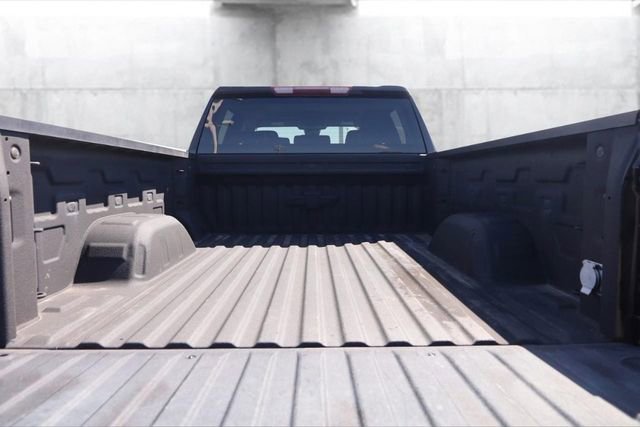 Used 2022 Chevrolet Silverado 1500 LT w/ Protection Package image 7