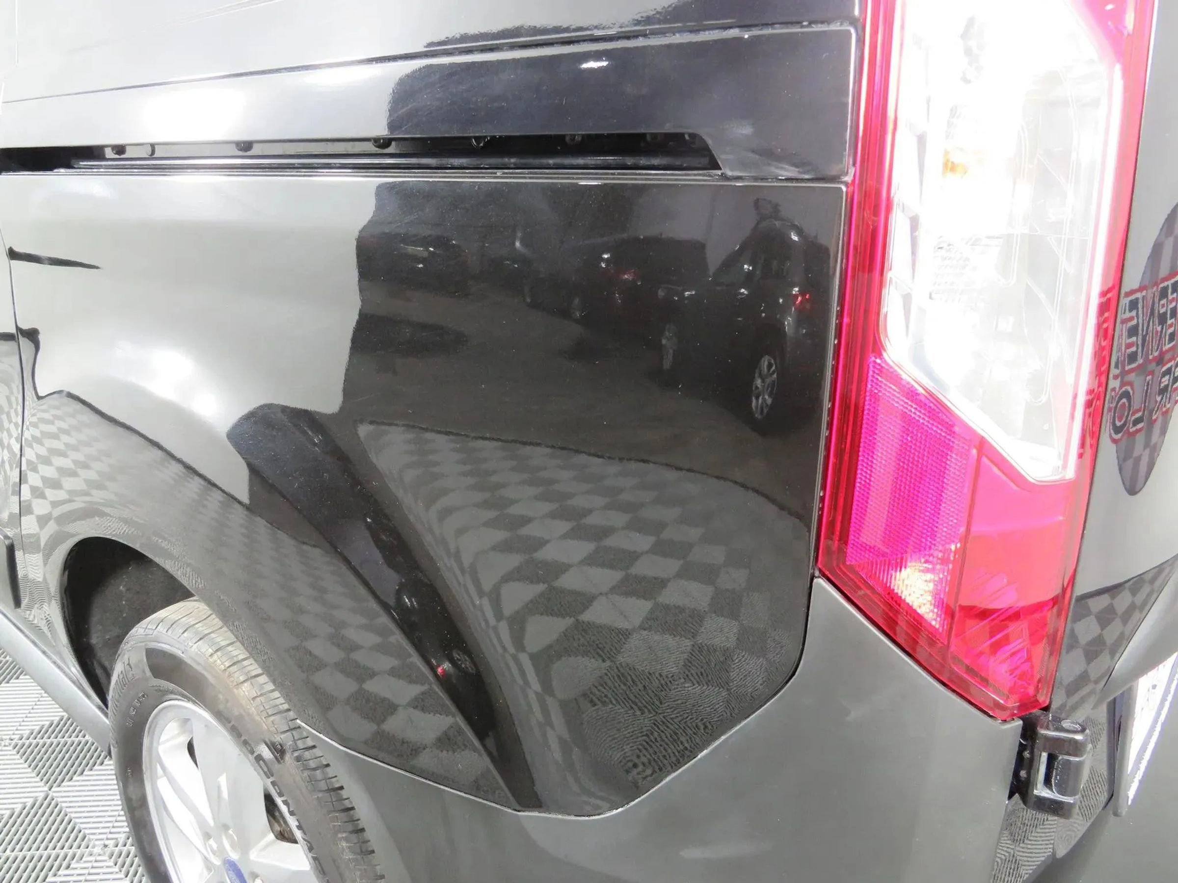 Used 2023 Ford Transit Connect XL w/ Trailer Tow Package FWD image 28