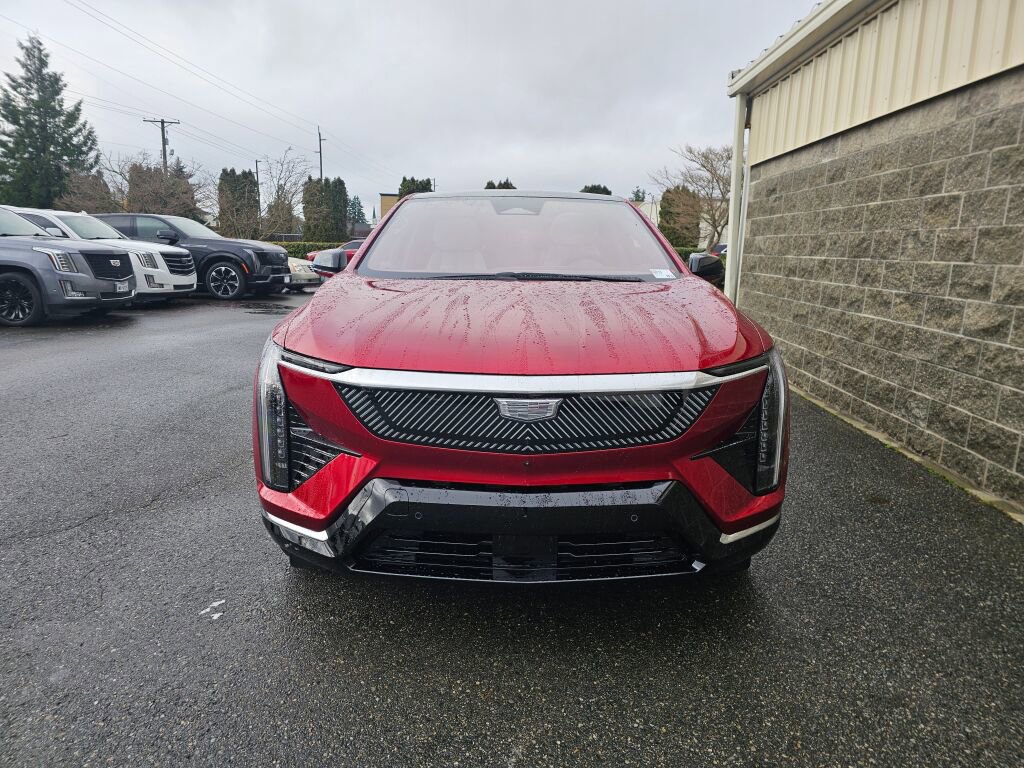 New 2026 Cadillac Optiq Luxury 1 image 14