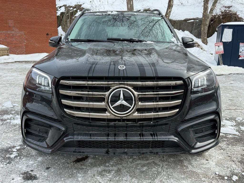 New 2025 Mercedes-Benz GLS 450 4MATIC image 2