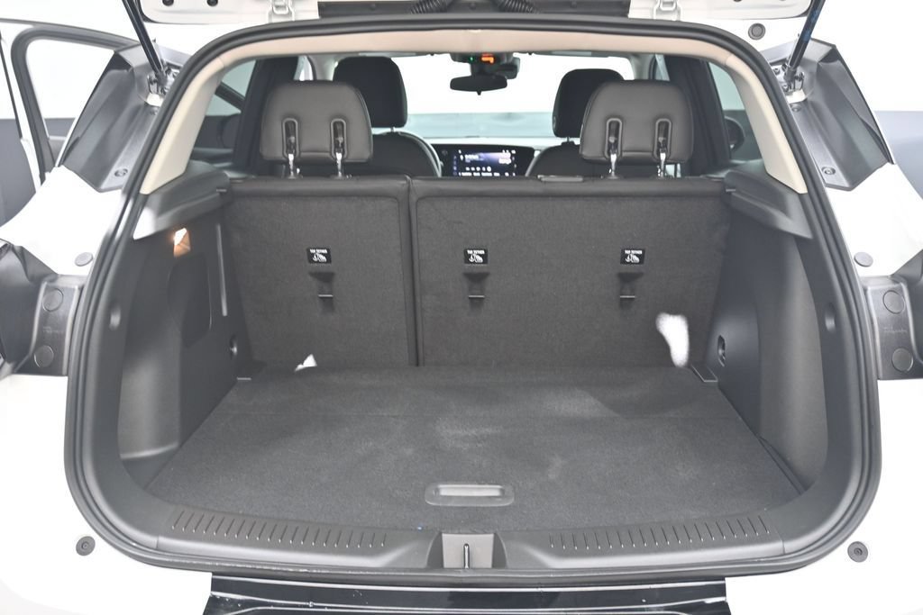 Certified 2026 Buick Encore GX Sport Touring AWD/4WD image 15
