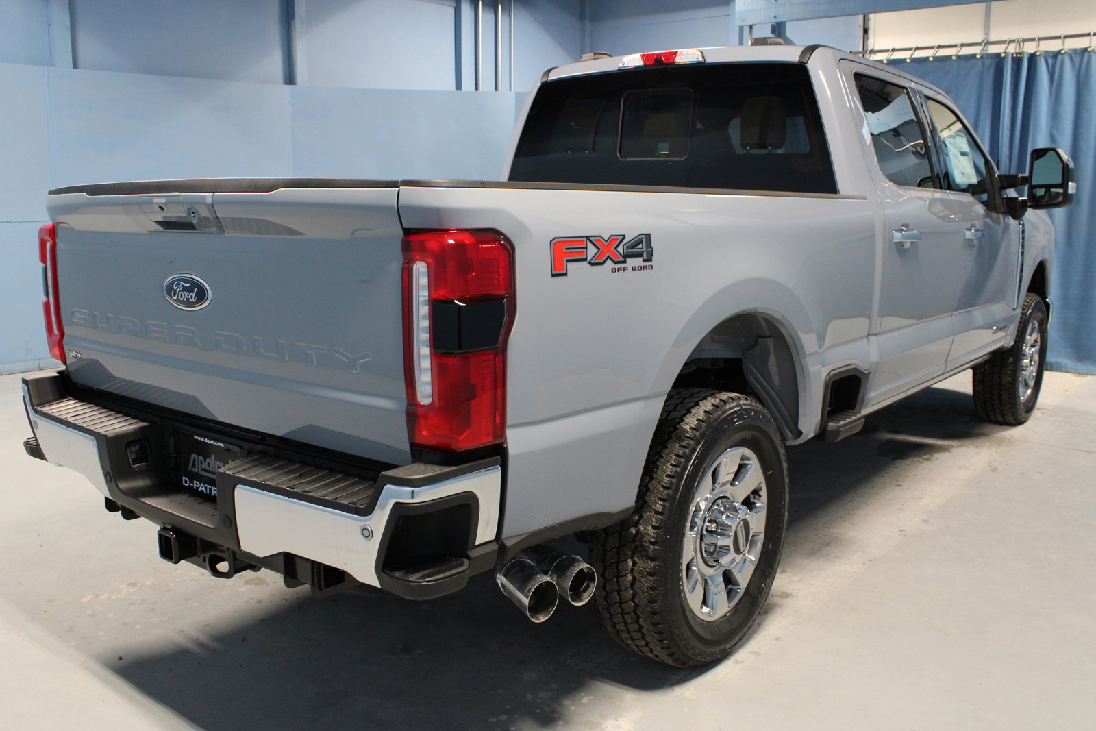 New 2025 Ford F350 Lariat w/ Lariat Ultimate Package image 32