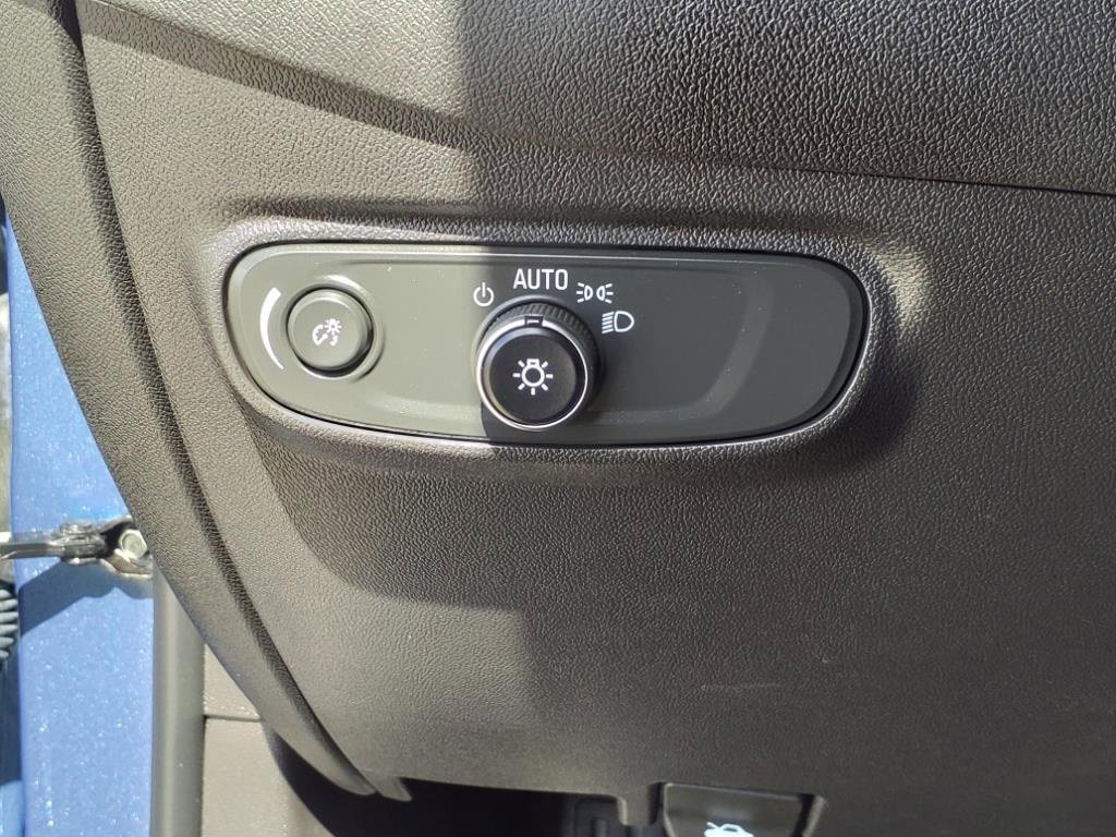 Used 2024 Chevrolet Equinox RS w/ LPO, Floor Liner Package image 22