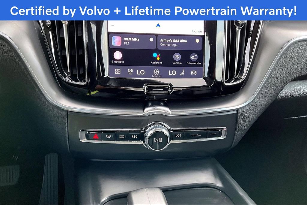 Used 2025 Volvo XC60 B5 Core image 41