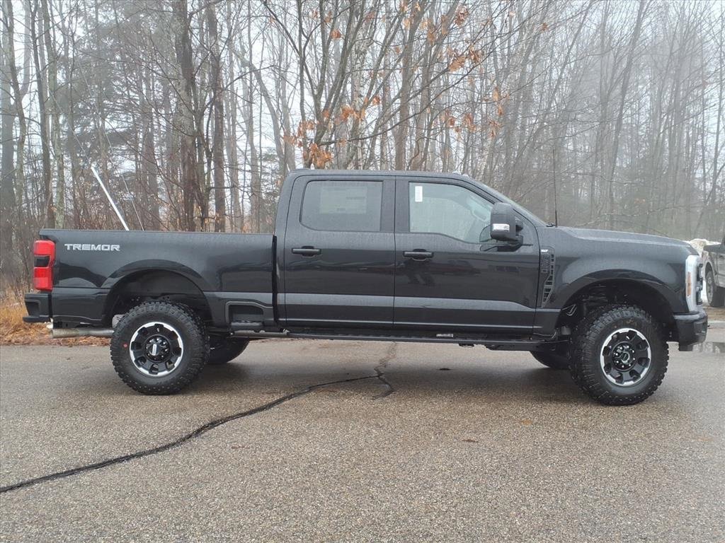 New 2026 Ford F350 XLT w/ XLT Premium Package image 4