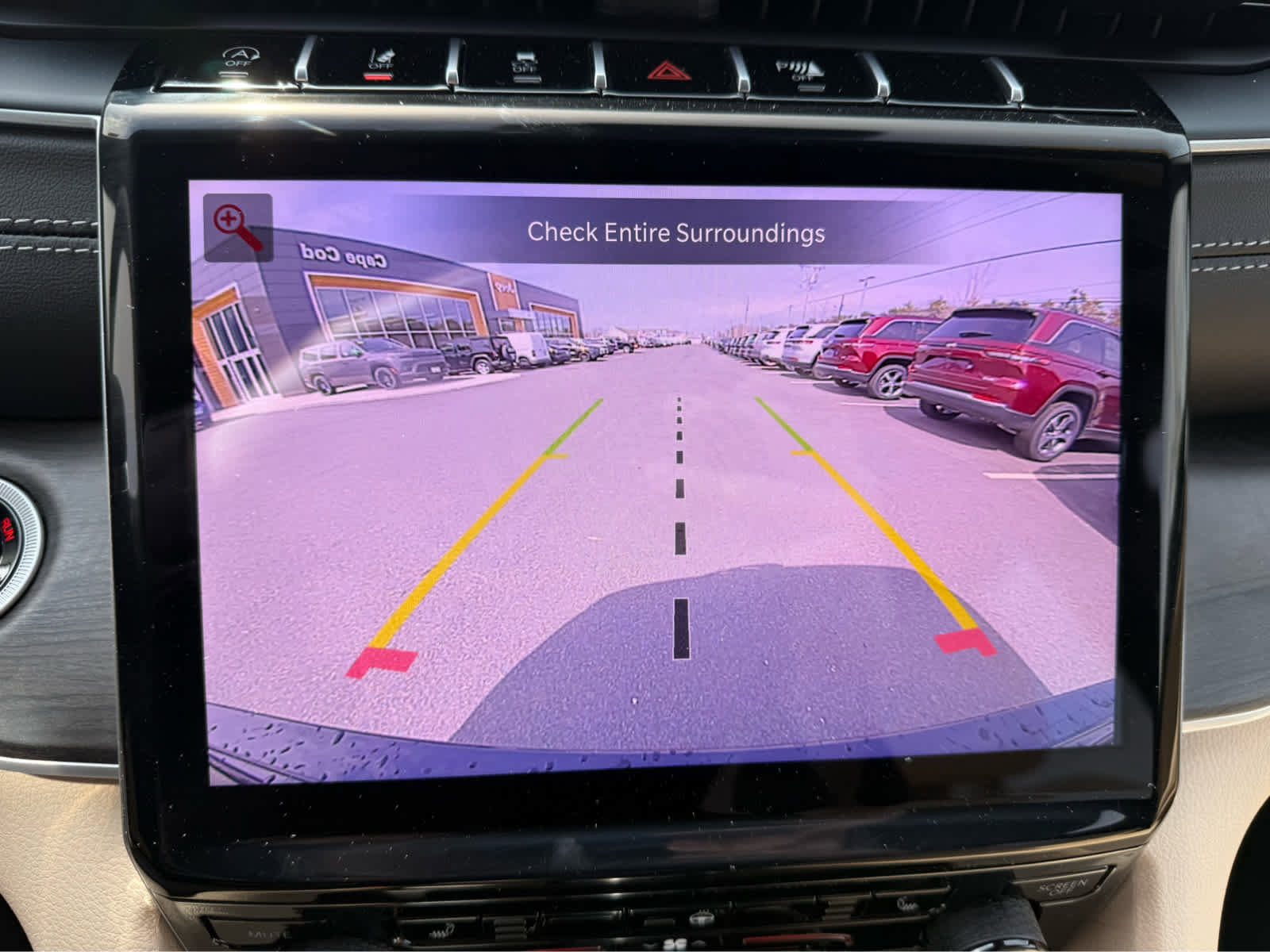 Used 2025 Jeep Grand Cherokee Limited image 18