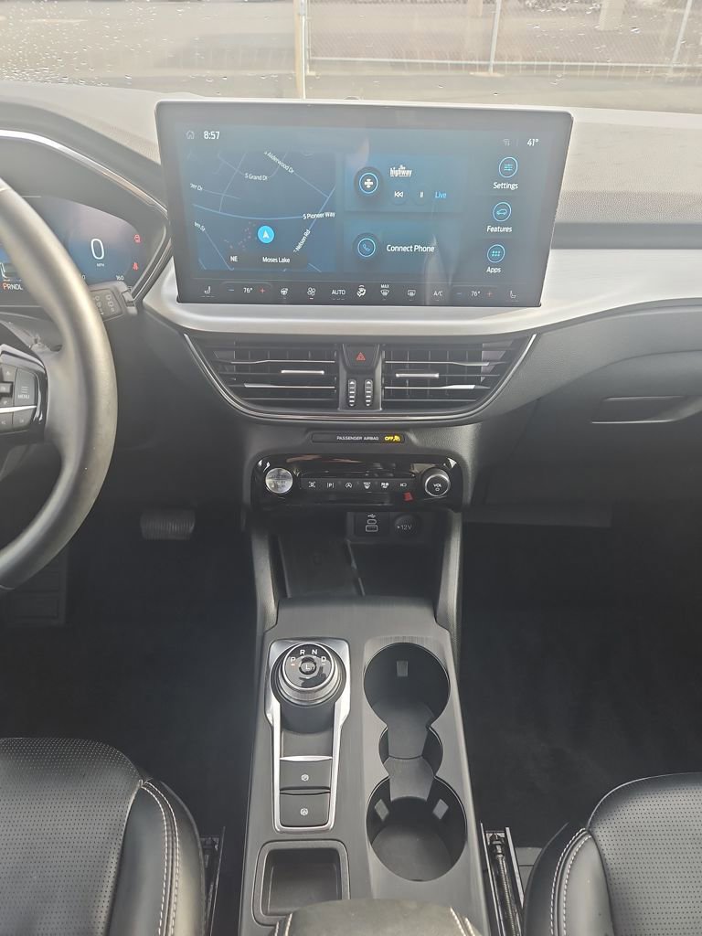 Used 2024 Ford Escape Platinum image 15