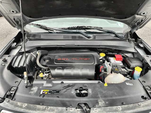 Used 2022 Jeep Compass Sport AWD/4WD image 19