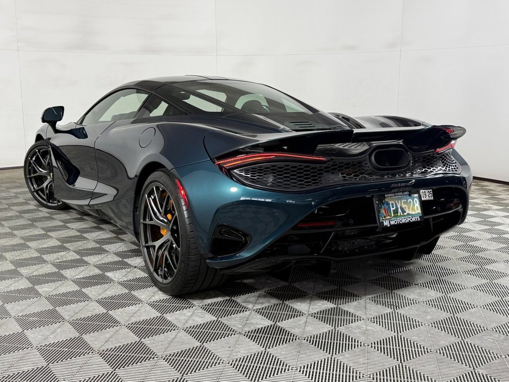 Used 2024 McLaren 750S image 4