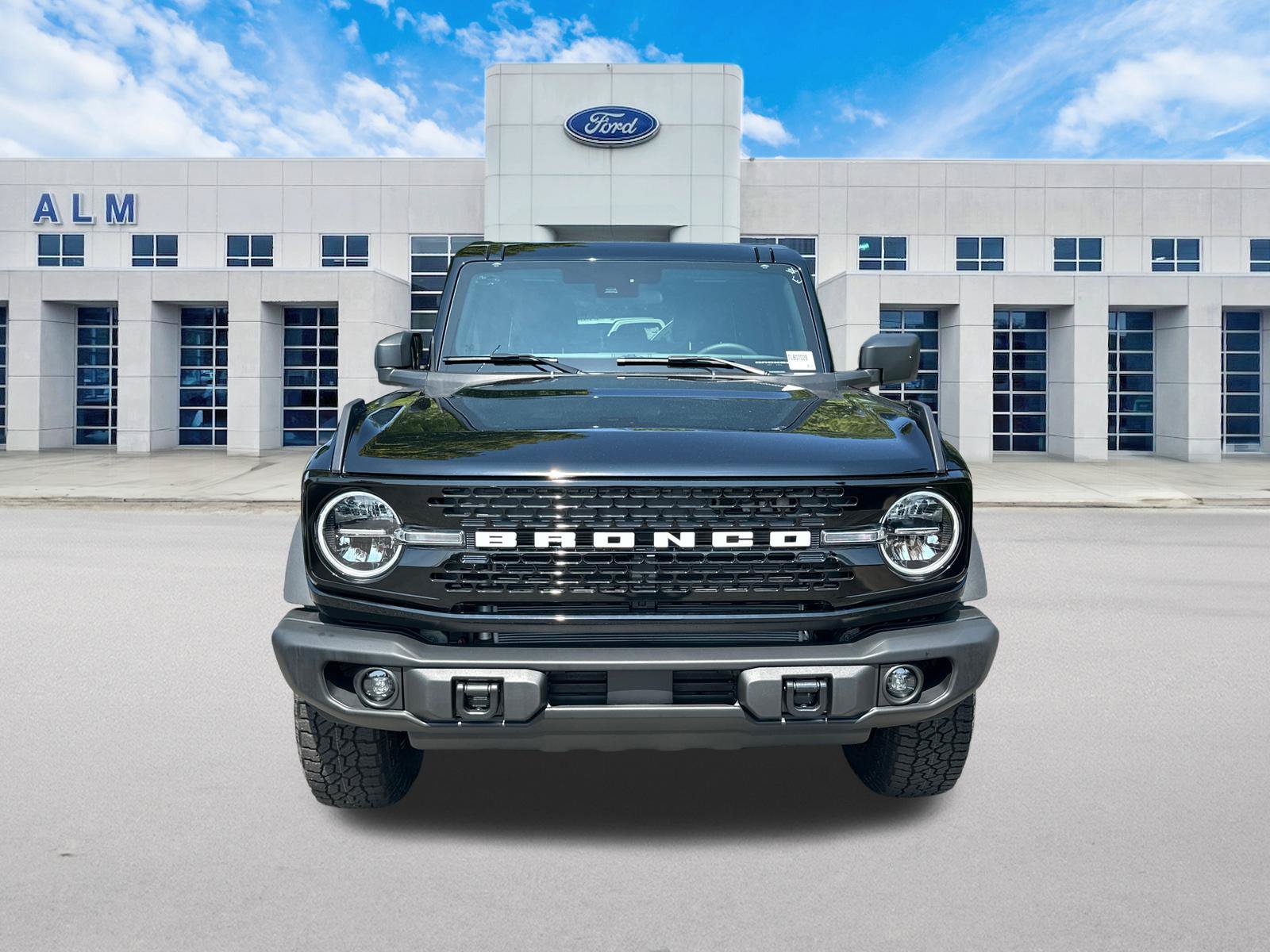 New 2026 Ford Bronco Big Bend w/ Black Diamond Package AWD/4WD image 2