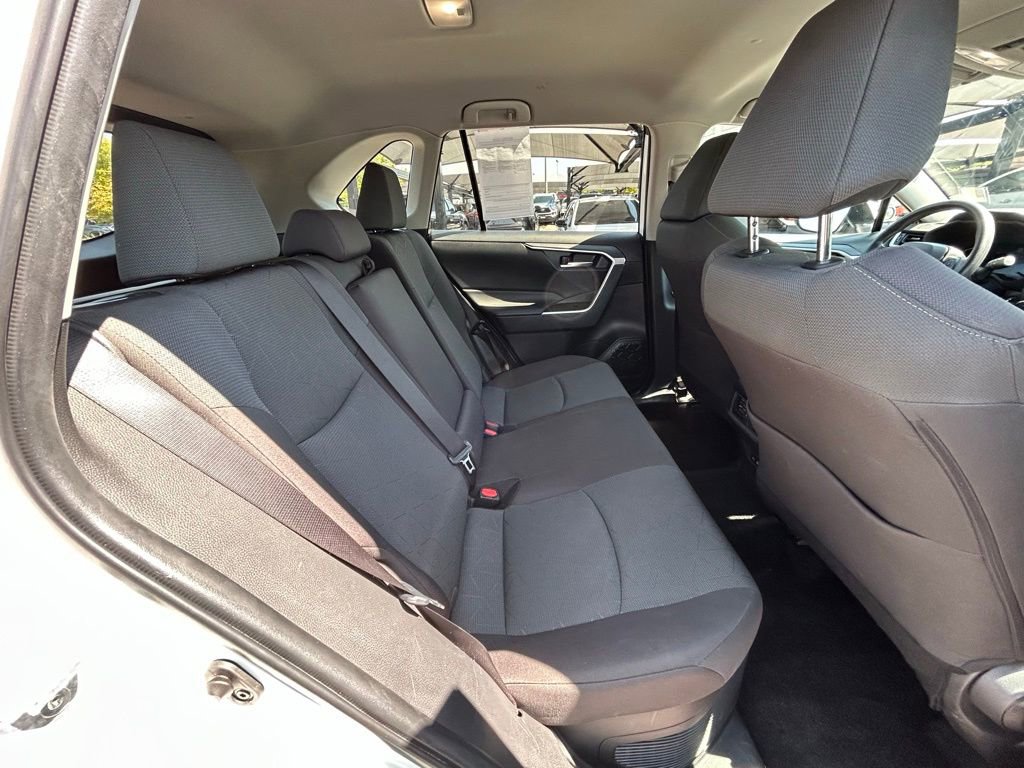 Used 2024 Toyota RAV4 XLE image 29