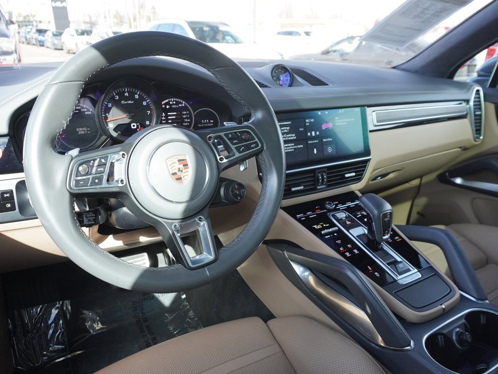Used 2020 Porsche Cayenne Turbo image 33