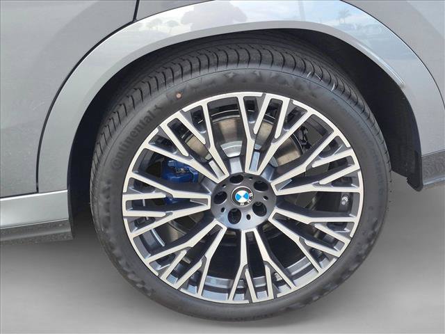 New 2027 BMW X6 xDrive40i w/ Climate Comfort Package AWD/4WD image 8