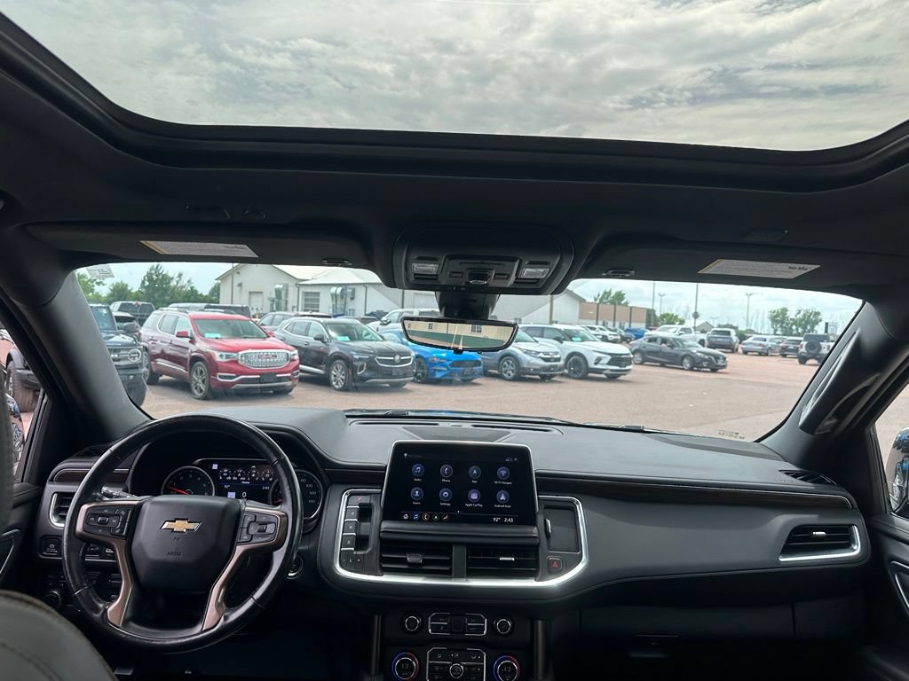 Used 2021 Chevrolet Tahoe High Country w/ Premium Package AWD/4WD image 28