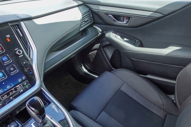 Used 2024 Subaru Outback Premium AWD/4WD image 19