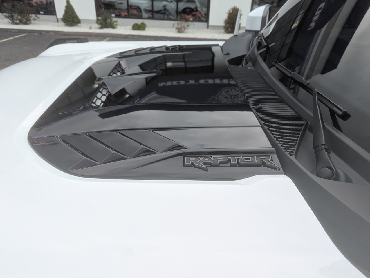 Used 2024 Ford Bronco Raptor w/ Interior Carbon Fiber Pack 6 image 11