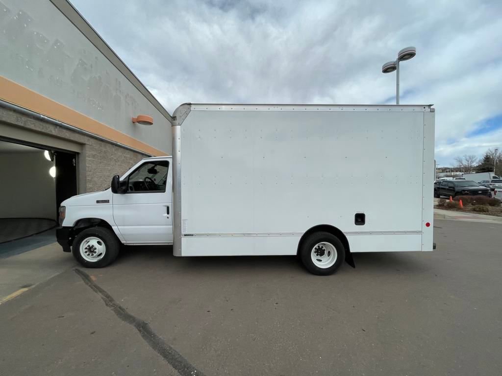 New 2024 Ford E-450 and Econoline 450 Super Duty w/ Driver's Safety Package image 4