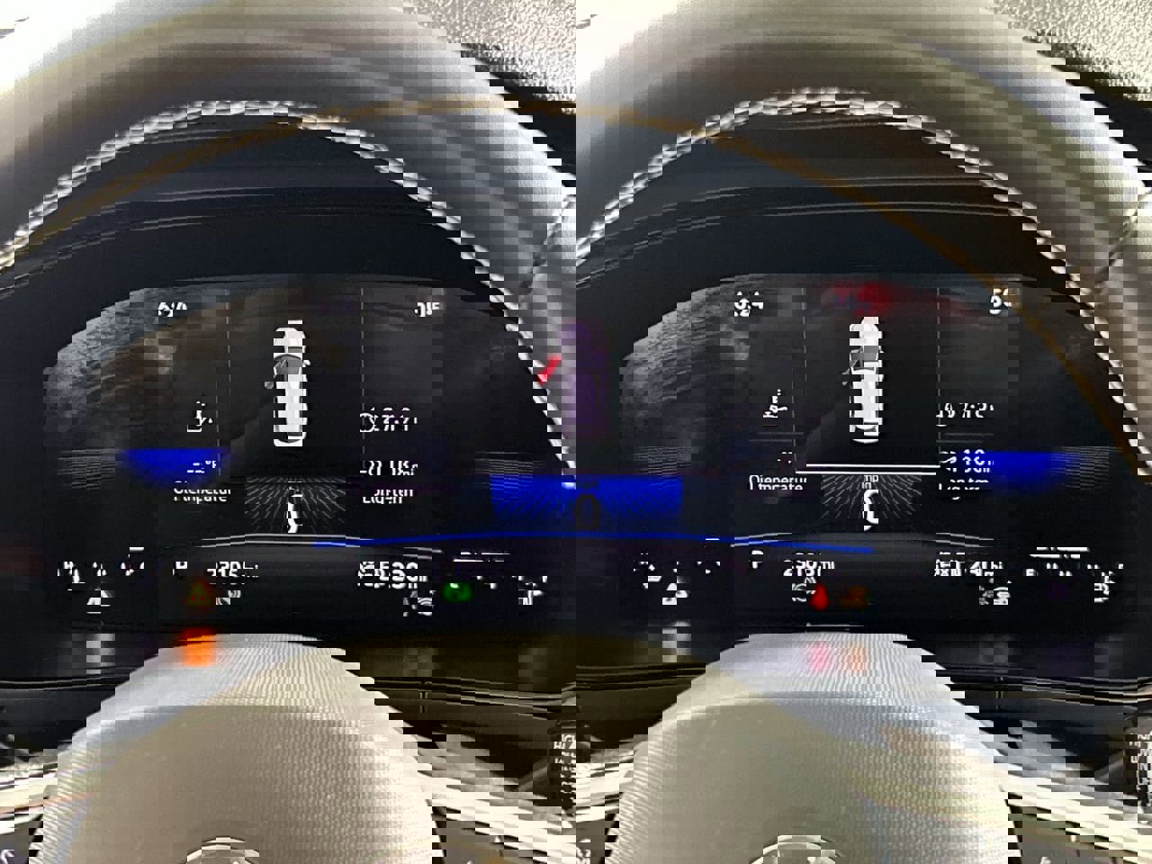 Used 2024 Volkswagen Taos SE image 14