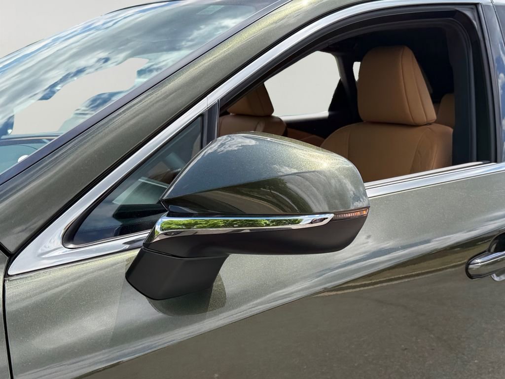 Used 2025 Lexus RX 350 Premium w/ Kick Sensor & Tow Package image 27