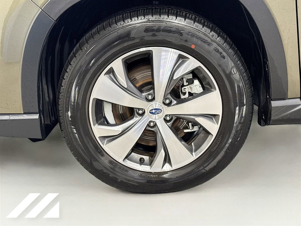Certified 2025 Subaru Ascent Premium AWD/4WD image 32