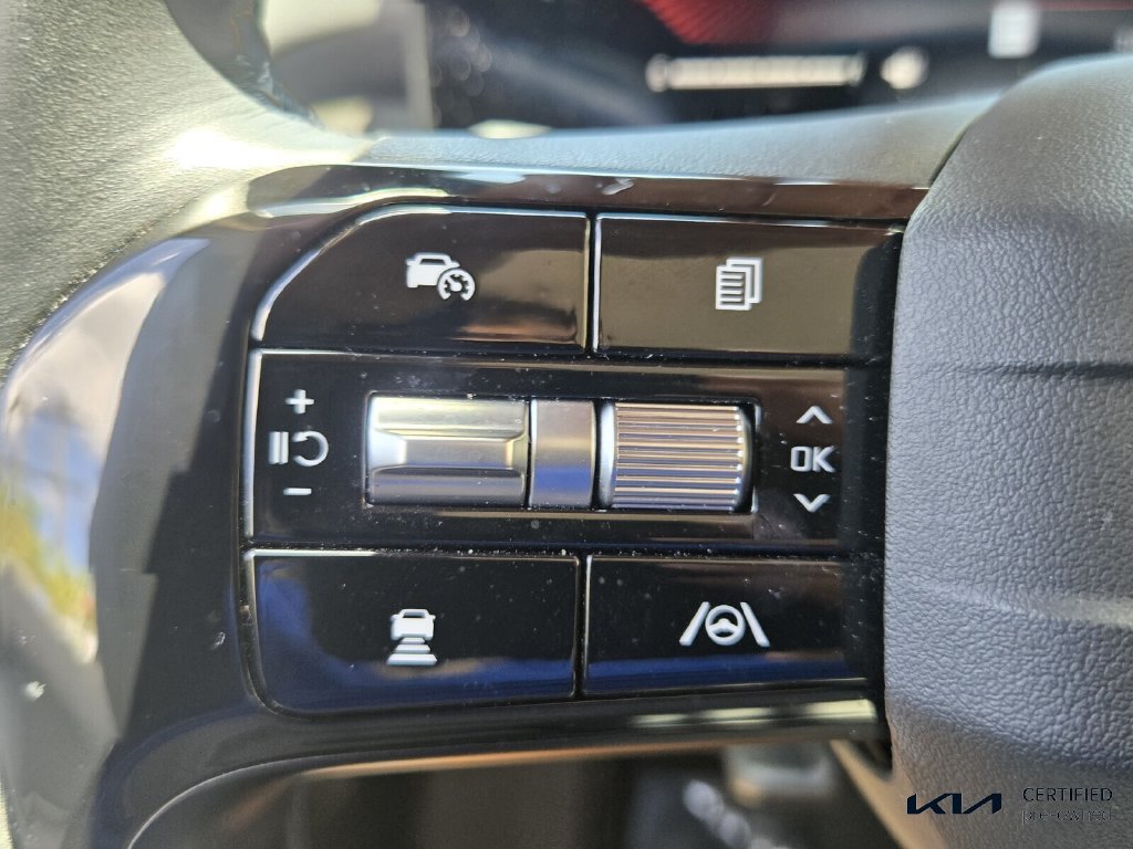 Used 2026 Kia Sorento LX FWD image 27