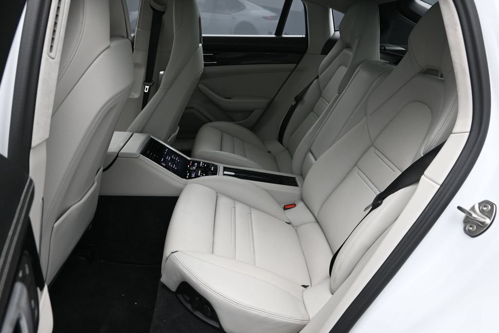 Certified 2023 Porsche Panamera GTS AWD/4WD image 17