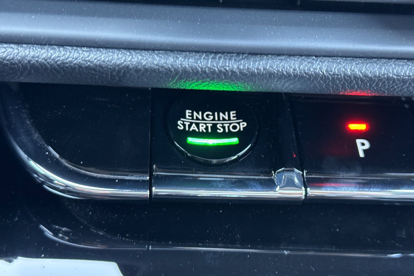 New 2025 Lincoln Corsair Reserve w/ Equipment Group 202A image 22