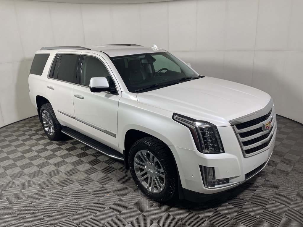 Used 2020 Cadillac Escalade 4WD image 1