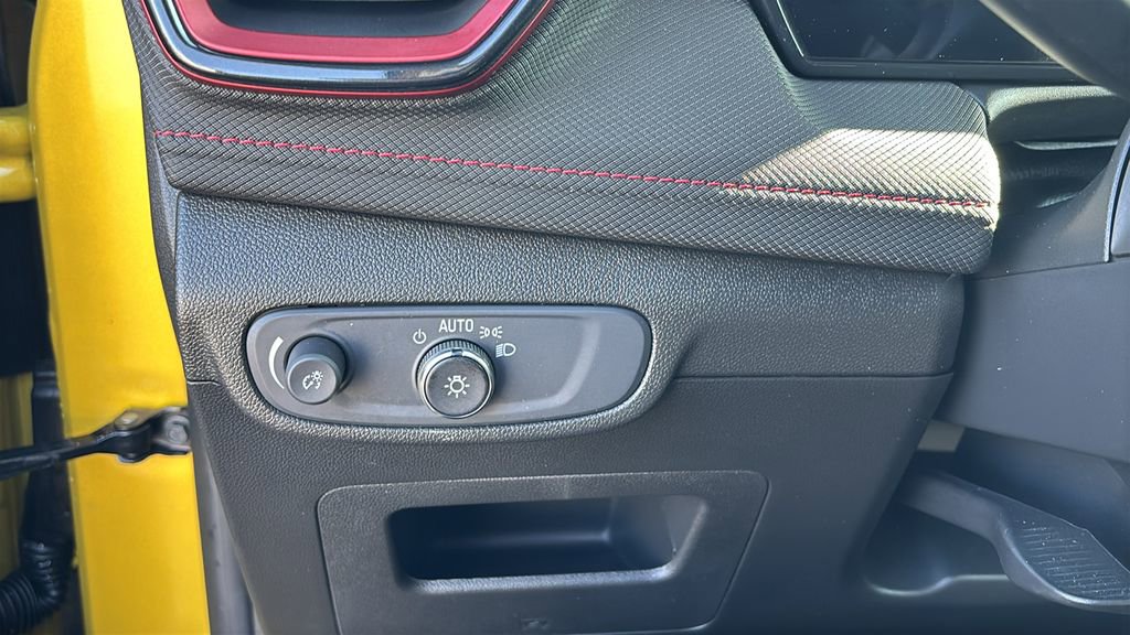 Used 2025 Chevrolet TrailBlazer RS w/ Convenience Package image 15