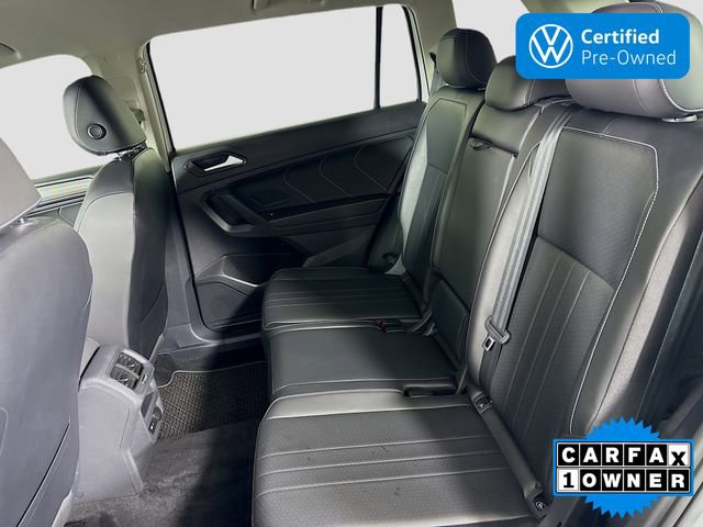 Certified 2022 Volkswagen Tiguan SE image 24
