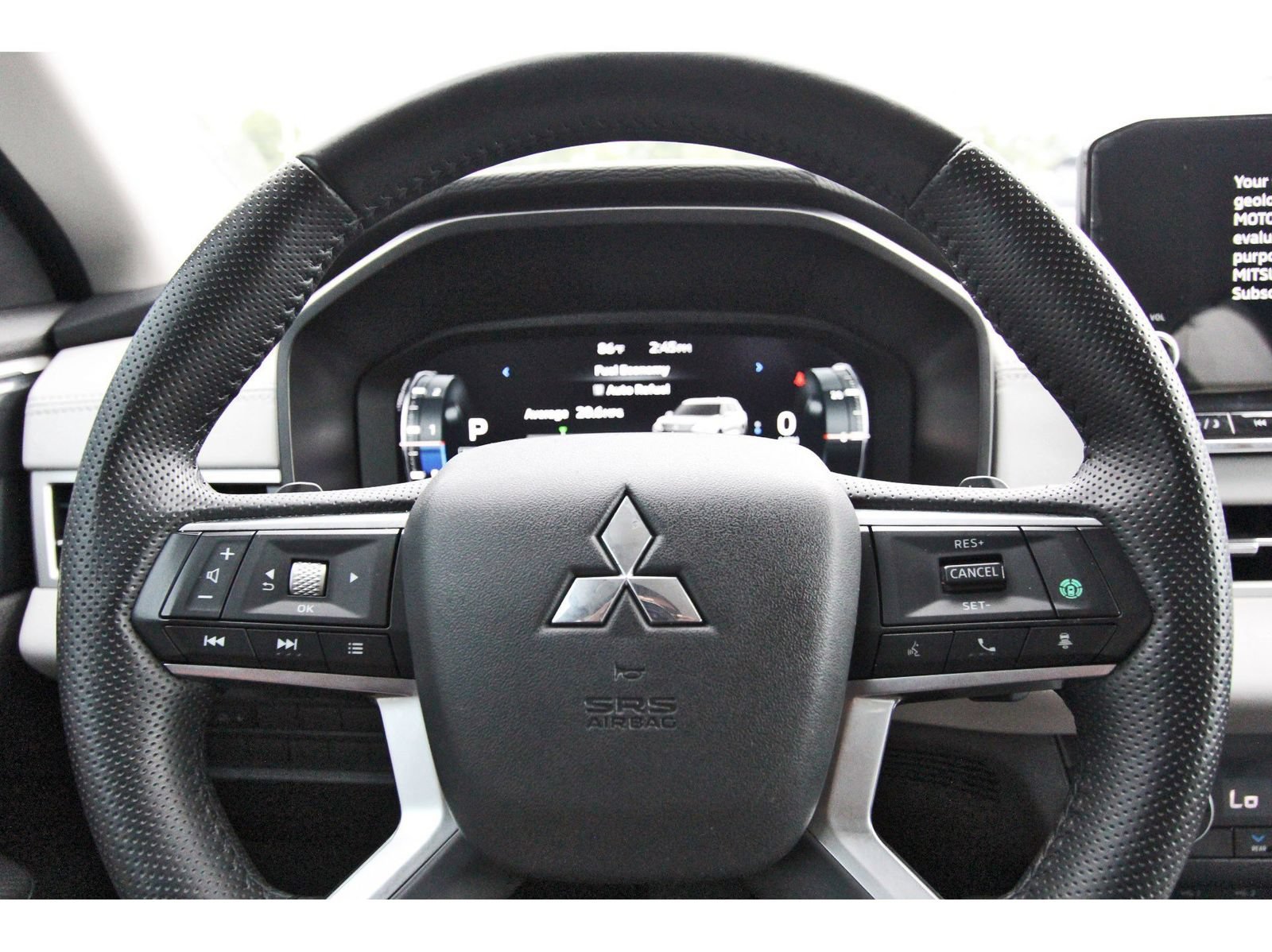 Used 2023 Mitsubishi Outlander SEL FWD image 15