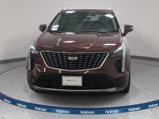 Certified 2022 Cadillac XT4 Premium Luxury w/ Enhanced Visibility Package image 2