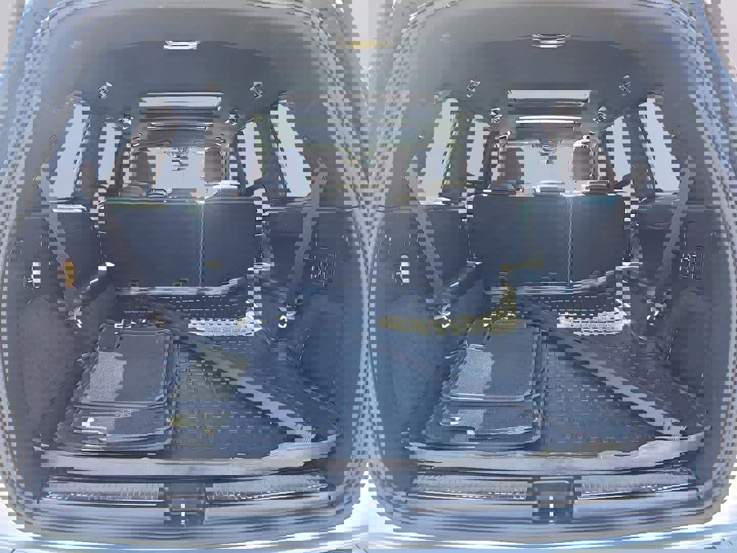 Used 2017 Mercedes-Benz GLS 450 4MATIC image 36