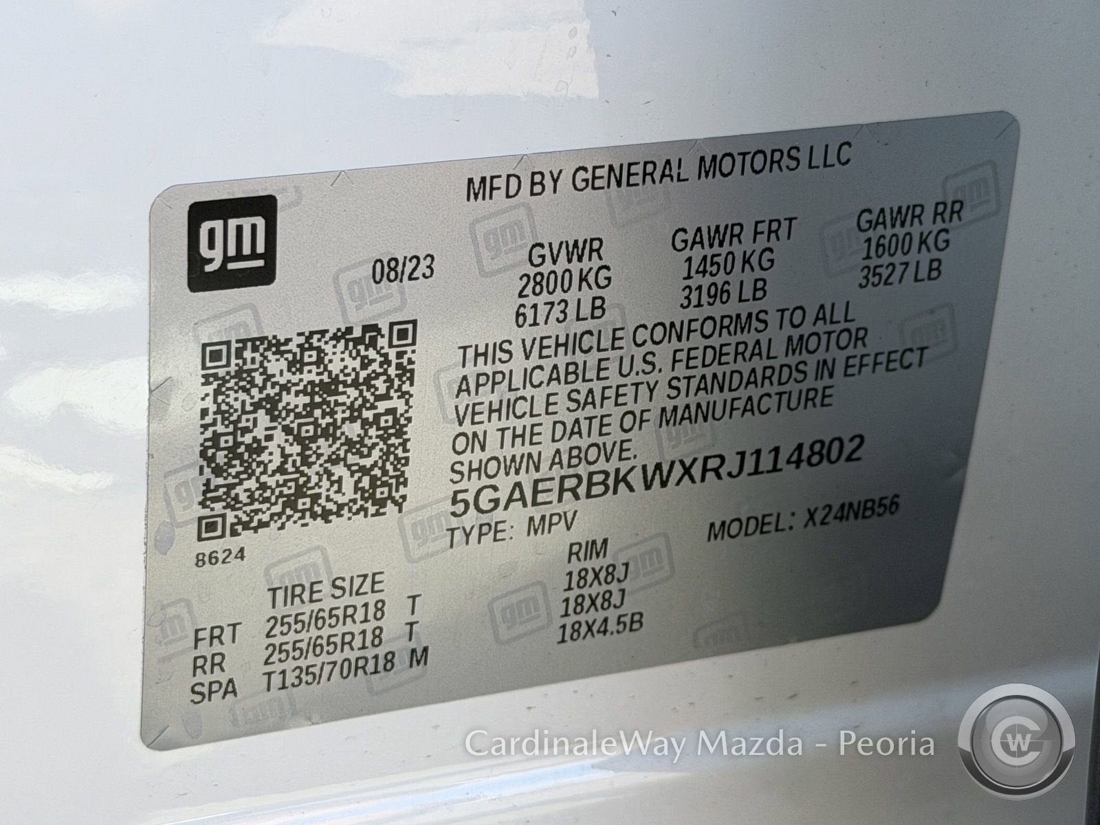 Used 2024 Buick Enclave Essence w/ Technology Package FWD image 32