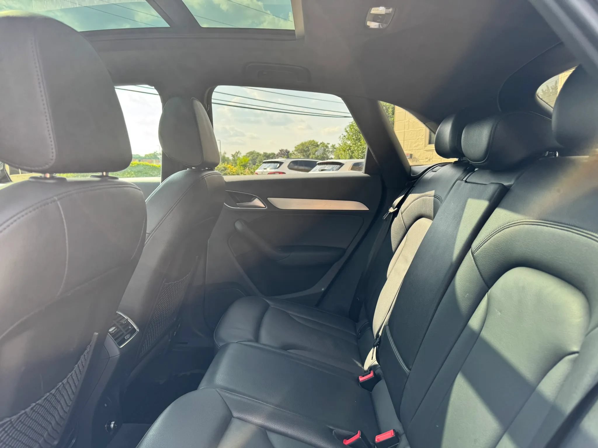 Used 2018 Audi Q3 2.0T Premium AWD/4WD image 35