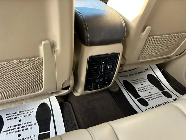 Used 2020 Jeep Grand Cherokee Summit w/ Platinum Series Group AWD/4WD image 15