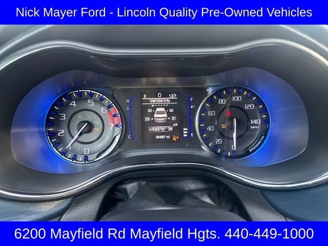 Used 2015 Chrysler 200 S image 28