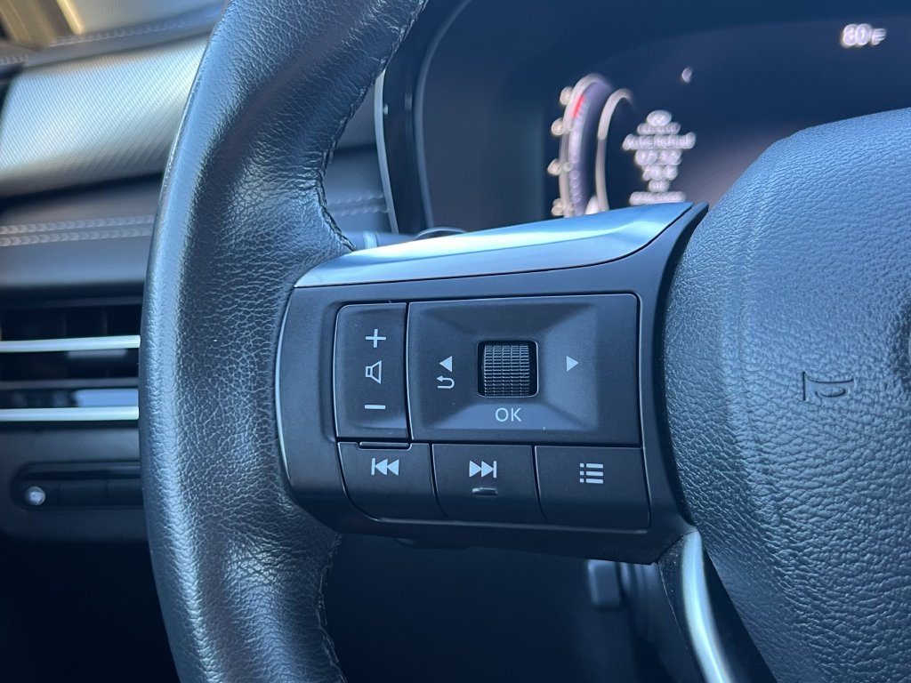 Used 2023 INFINITI QX60 Luxe AWD/4WD image 21