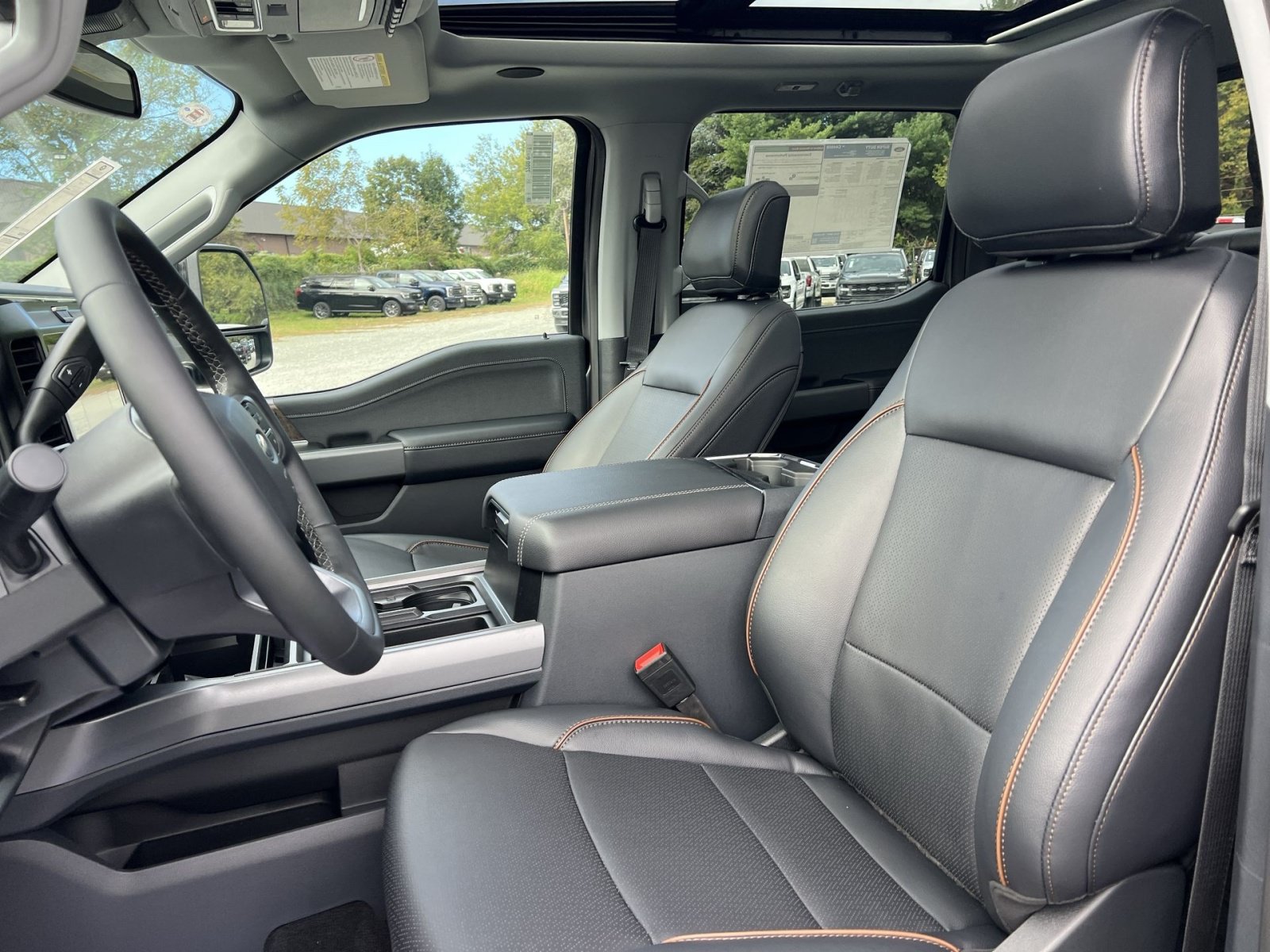 New 2027 Ford F350 Lariat w/ Lariat Ultimate Package AWD/4WD image 13