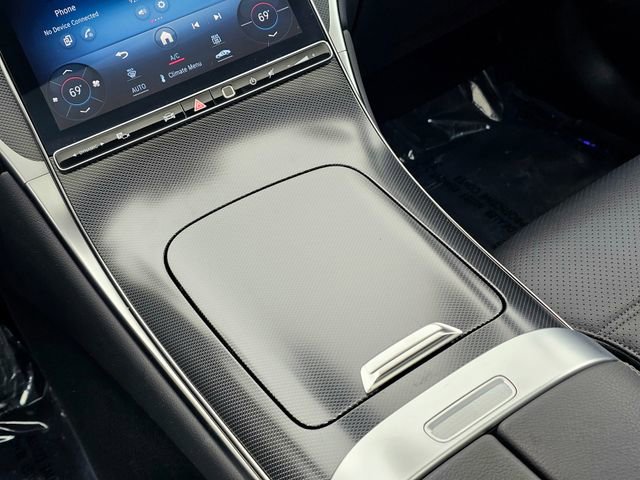 Used 2024 Mercedes-Benz GLC 300 4MATIC image 33