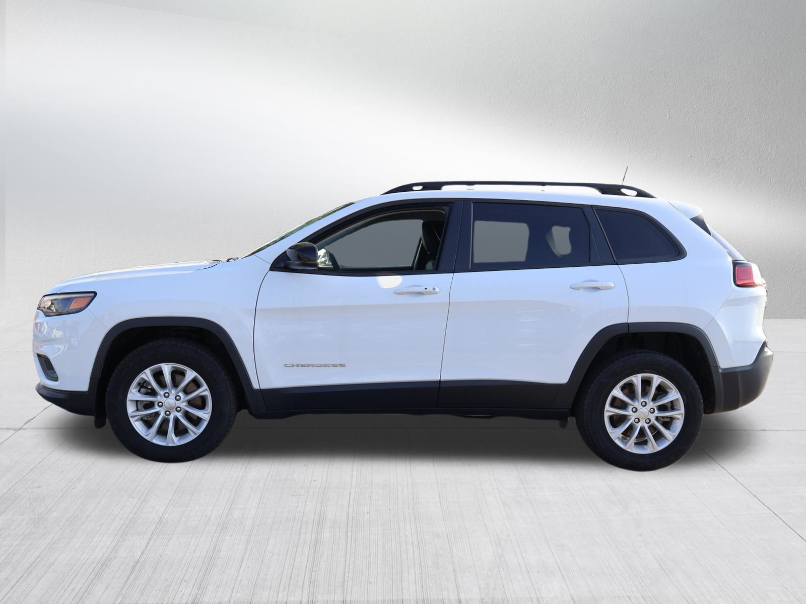 Used 2022 Jeep Cherokee Latitude Lux AWD/4WD image 4