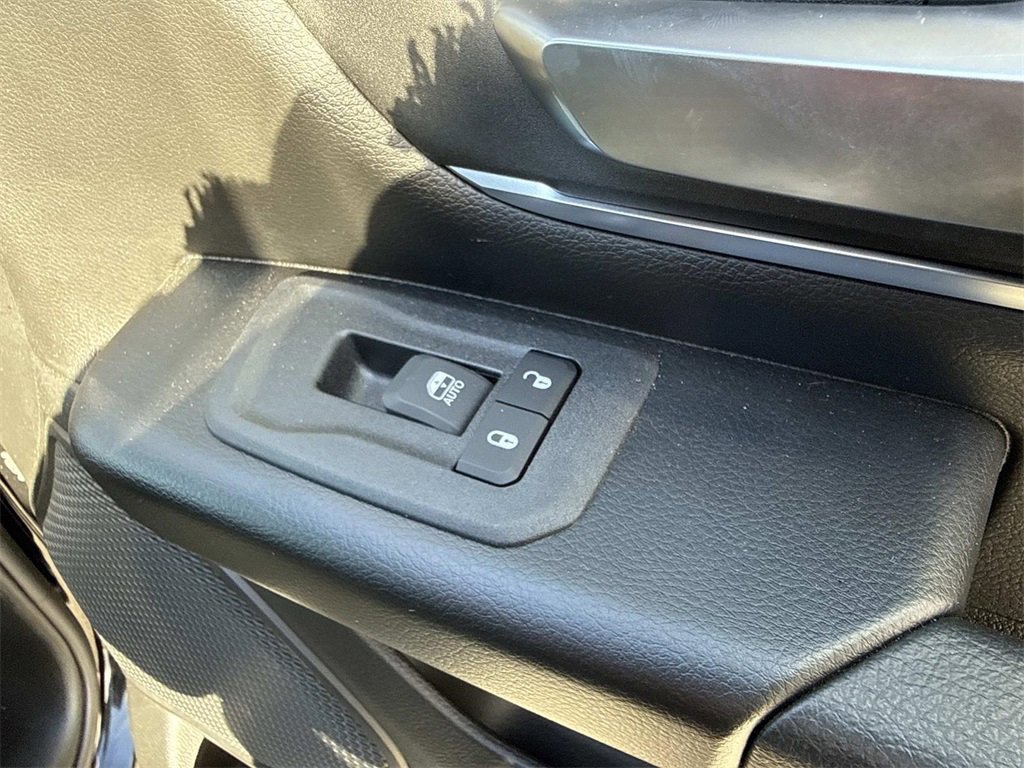Used 2025 RAM 1500 Big Horn image 29