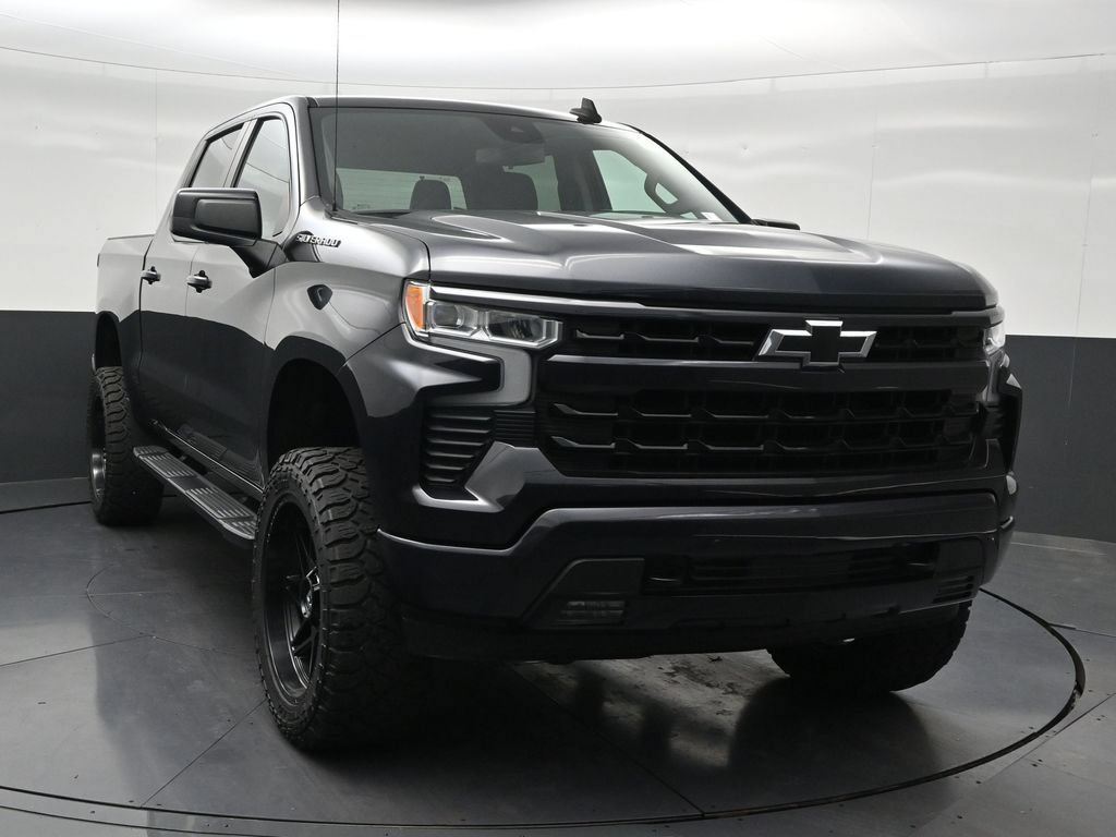 Used 2024 Chevrolet Silverado 1500 RST RWD image 8