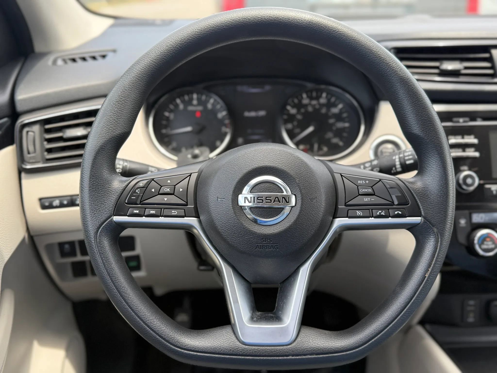 Used 2017 Nissan Rogue Sport SV AWD/4WD image 24
