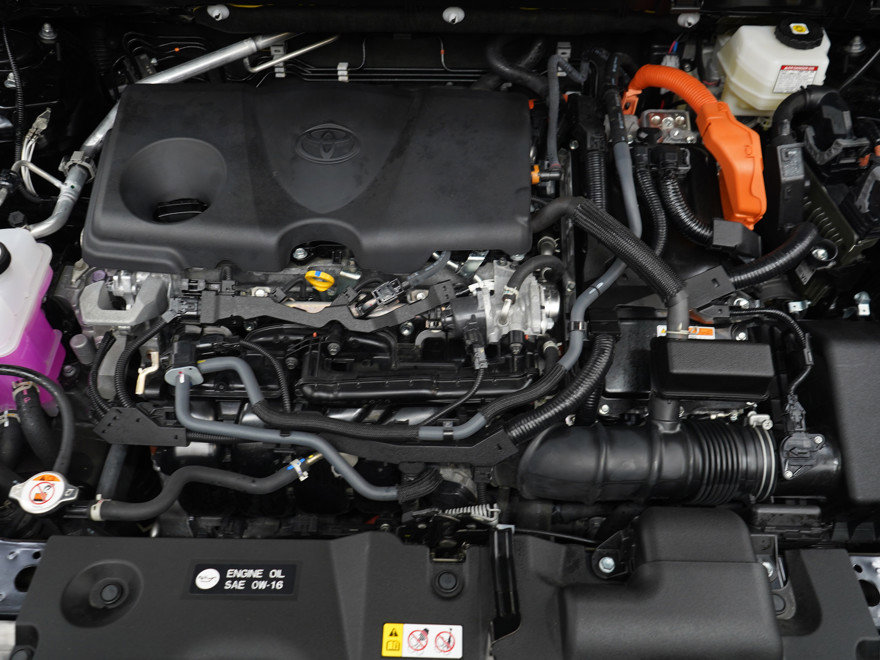 Used 2025 Toyota RAV4 LE AWD/4WD image 30